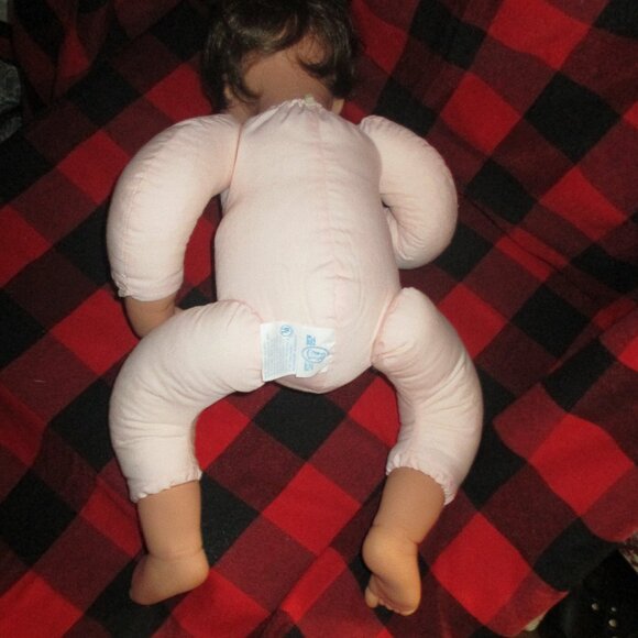 Lee Middleton 1994 life like sleeping doll reborn realistic - Picture 8 of 9